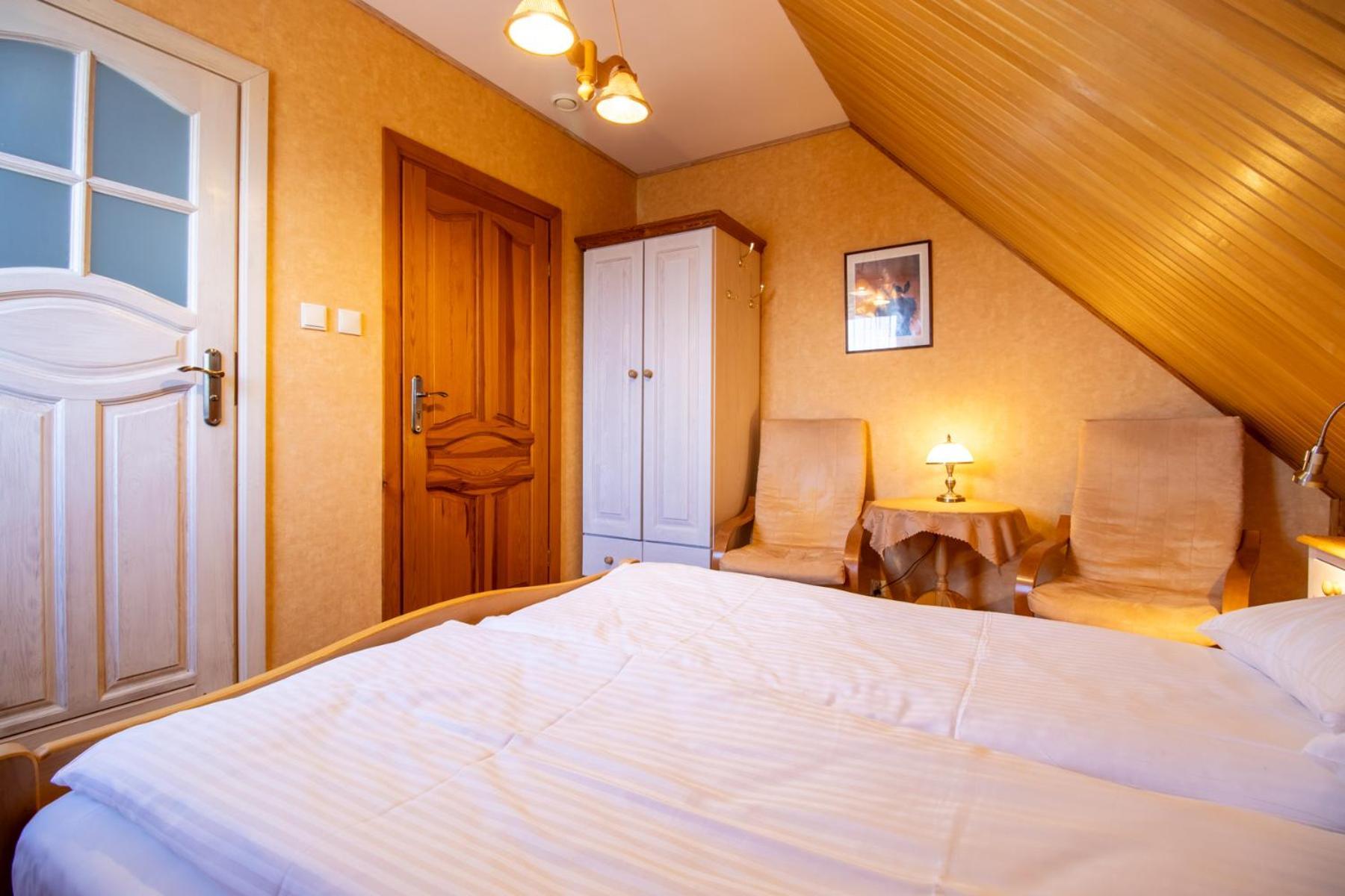 Maison d'hôtes Wisniowy Sad à Białowieża Extérieur photo